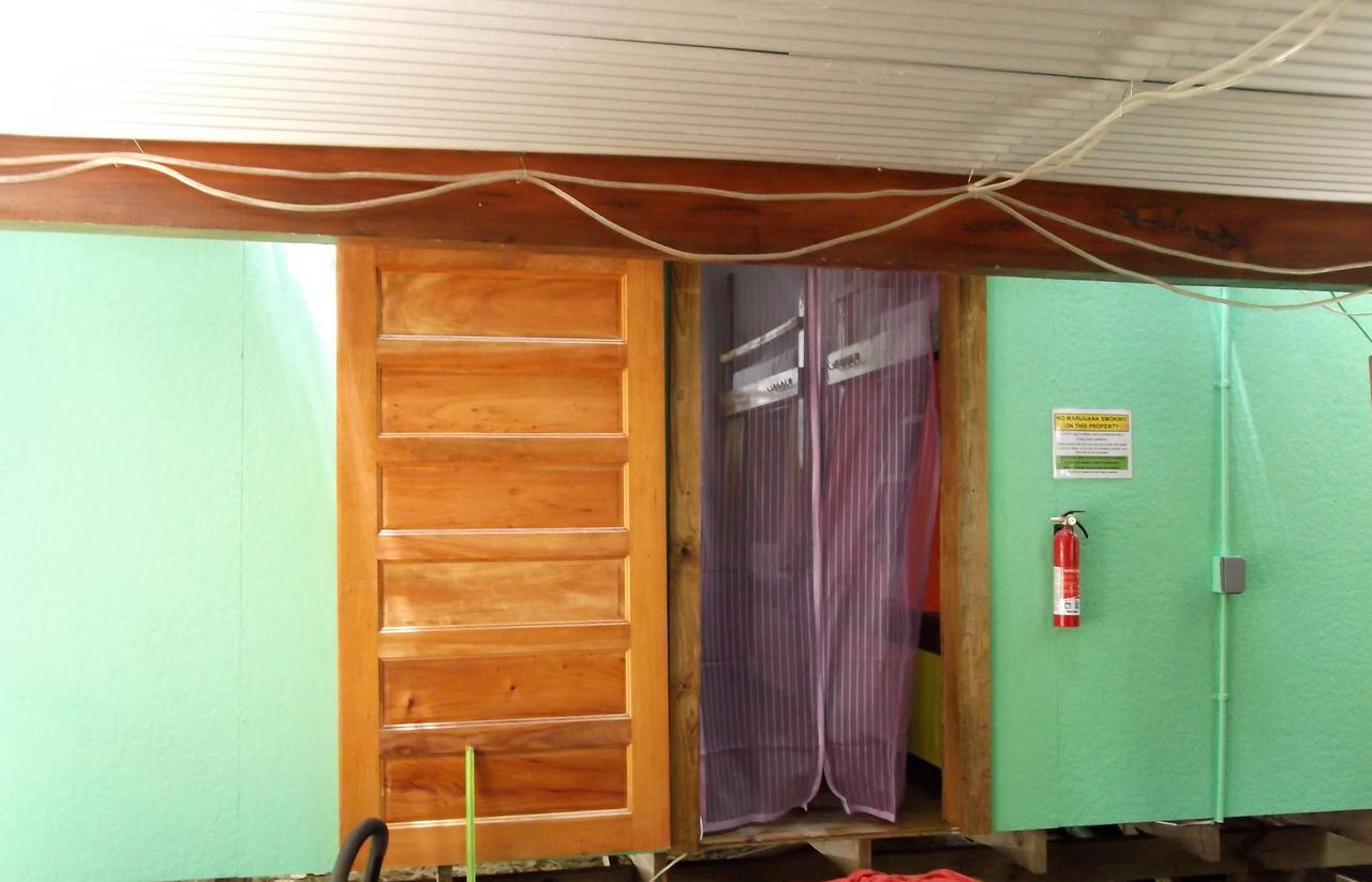 The Funky Dodo Backpackers Hostel Хопкинс Екстериор снимка